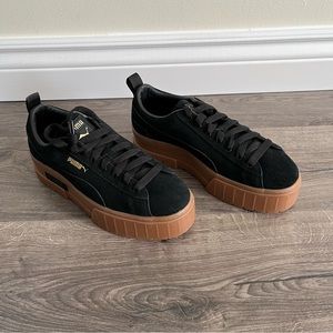 NWOT Puma Mayze Platform Athletic Shoe Size 9.5